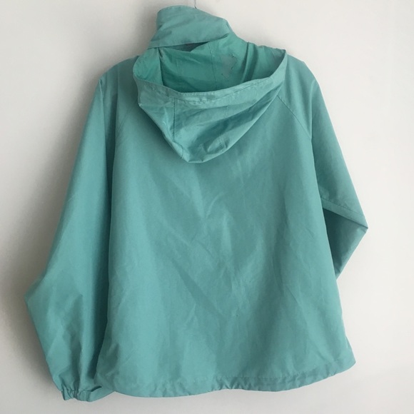 Woolrich Raincoat Hooded Jacket Medium - Picture 3 of 8